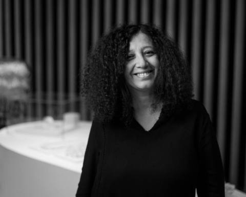 Amina Agueznay wins the Norval Sovereign African art prize grand prize