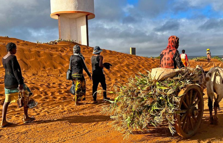 Drawing a line in the sand as communities adapt to climate change