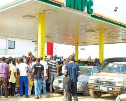 Vessels Discharge Hitches Causing Fuel Scarcity – NNPC