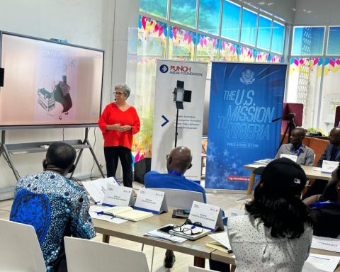 Renowned American Cartoonist Visits Nigeria, Highlights Role of Editorial Cartooning in a Democracy