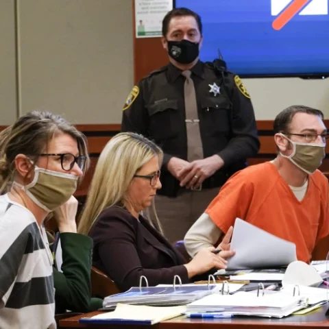 Parents Of Michigan School Shooter Sentenced To At Least 10years In Prison