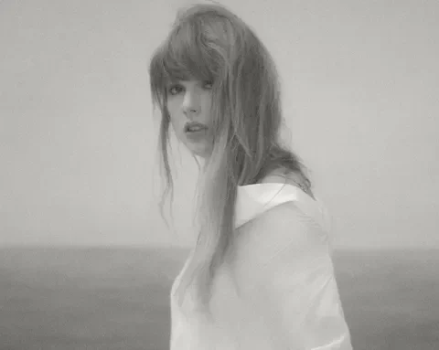 Taylor Swift's 'Tortured Poets' Hits One Billion Spotify Streams