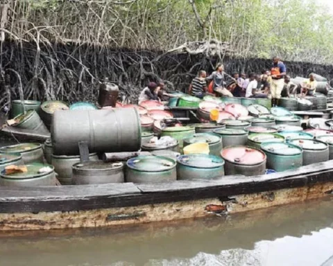 Oil Theft, Vandalism Plague Nigeria's Oil Production, OPEC Reports Decline To 1.23mbpd