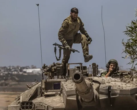 Israeli Forces Gain Control Over Gaza's Entire Boarder