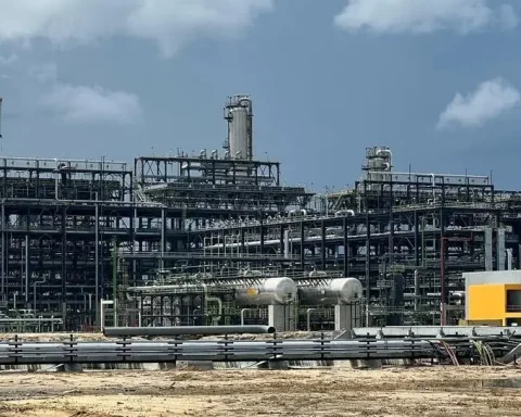 Dangote Refinery Debunks Report On Reselling Imported Crude 