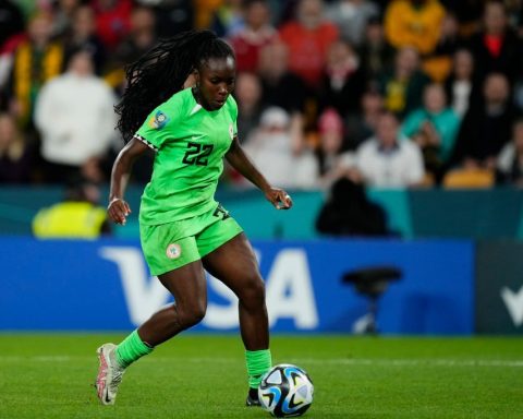 Michell Alozie in action for falcons vs England