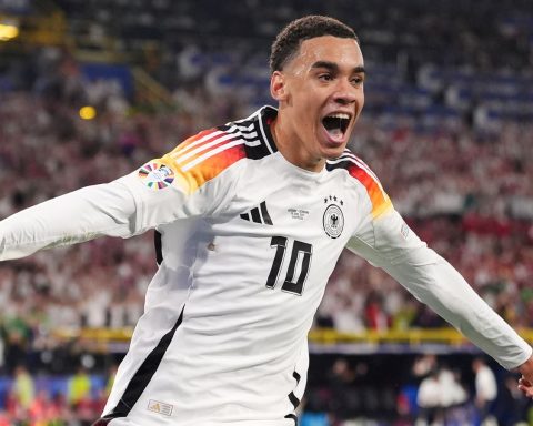 Nigeria born Gernany International Jamal Musiala