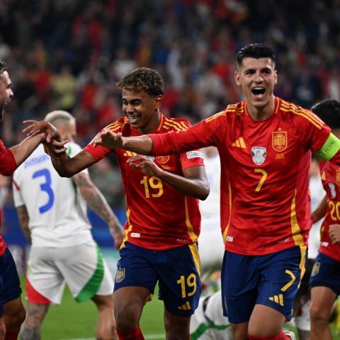 Spain hitting the right buttons all the way