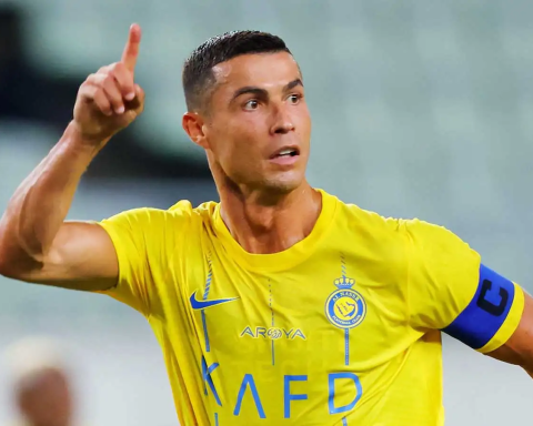Cristiano Ronaldo sets retirement
