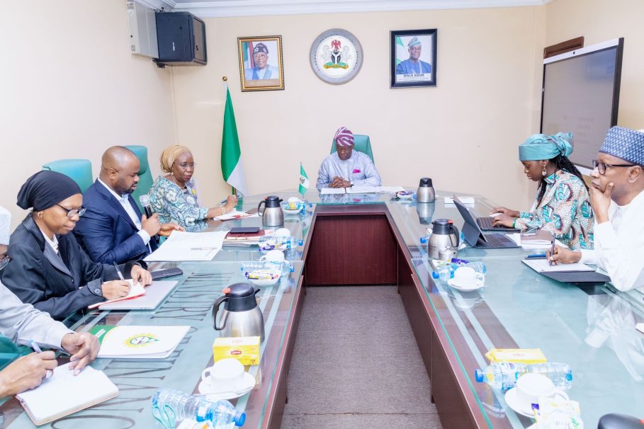 Nigerian Govt Gives Date For Beginning Naira Crude Sales To Dangote Refinery, Others