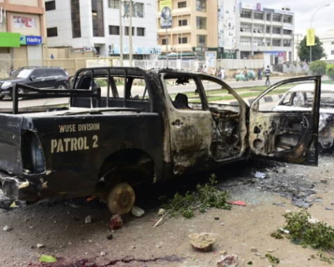 Police Arrest Many After clash with Shi'Ite