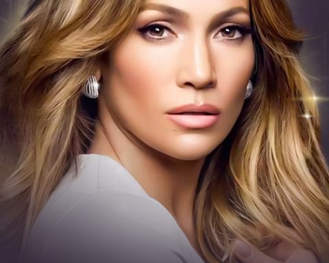 JenniferLopez suspends dating