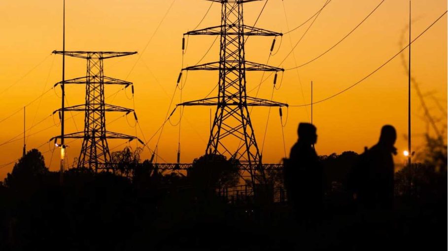 Just In: Vandals Destroy Shiroro-Kaduna Transmission Towers, Plunge Parts Of Kano, Kaduna Into Darkness