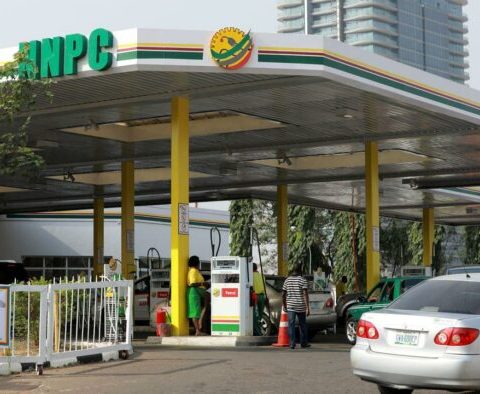 NNPCL Raises Petrol Price To N950/litre