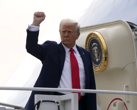 Trump Imposes 25% Tariffs On Colombia Over Defying Deportation Flights