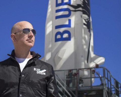 Why Jeff Bezos Blue Origin Rocket Launch Was Postponed