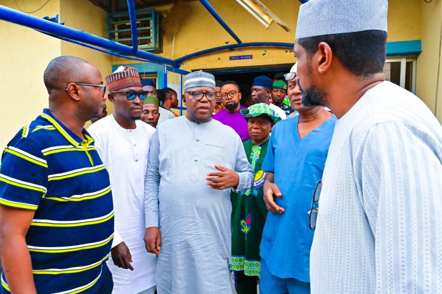 NNPCL Downstream executive visits tanker fire accient victim in Niger