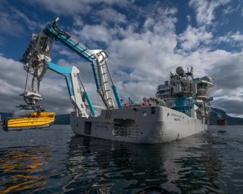 Groundbreaking Launch of OceanX and OceanQuest “Around Africa Expedition” to Advance Ocean Science