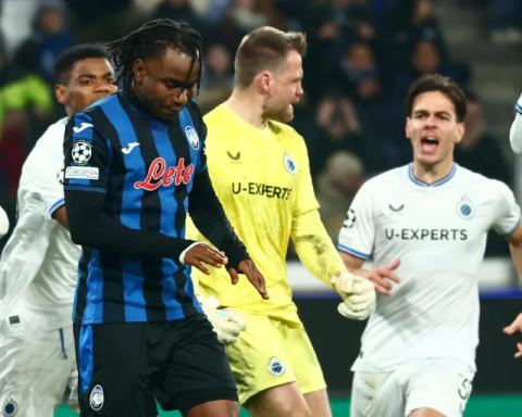 Atalanta crash out of champions league