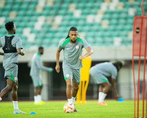 Eagles duo Wilfred Ndidi and Alex Iwobi during traiing