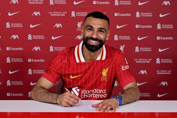 Liverrpool ace Mohamed Salah extends contract