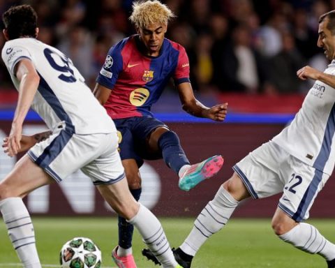 Barca Young lad Lamine Yamal too hot for comfort