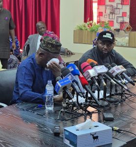 JAMB Registrar Prof Oloyede breaks down while apologising flops in the exam JAMB Registrar Prof Oloyede breaks down while apologising flops in the exam