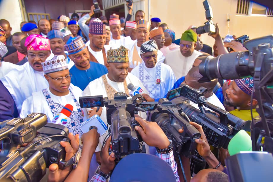 Northern Governors' Shift On State Police Raises Questions