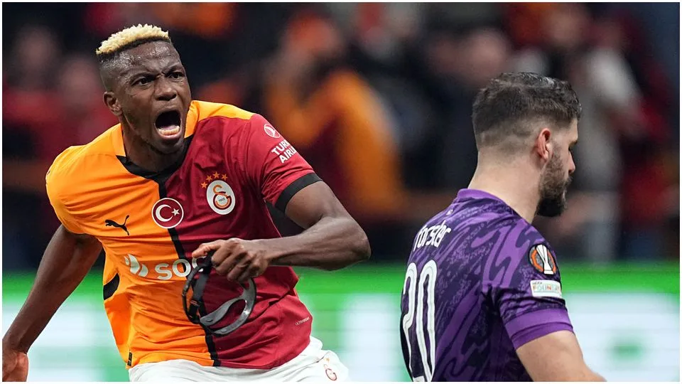 vicror Osimhen scores