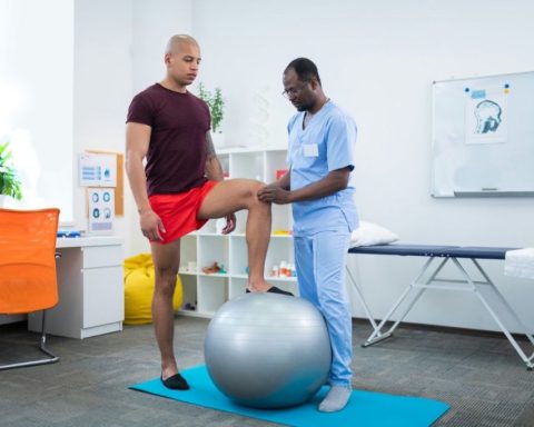 How Wellness Coaches Monetize Meal Plans and Nutrition Advice in Nigeria