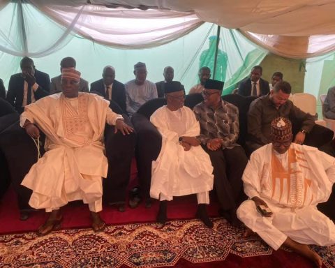 Atiku, Obi, El-Rufai, Others Pay Condolence Visit To Buhari’s Family In Daura