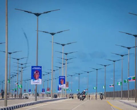 Reactions Trail Nigerian Govt’s $747m Loan To Finance Lagos-Calabar Highway