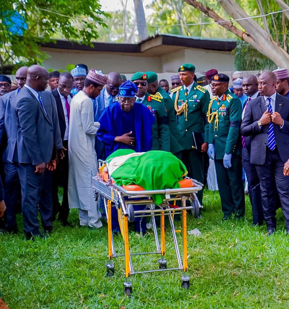Buhari Buried At His Exact Relaxation Spot In Daura Residence